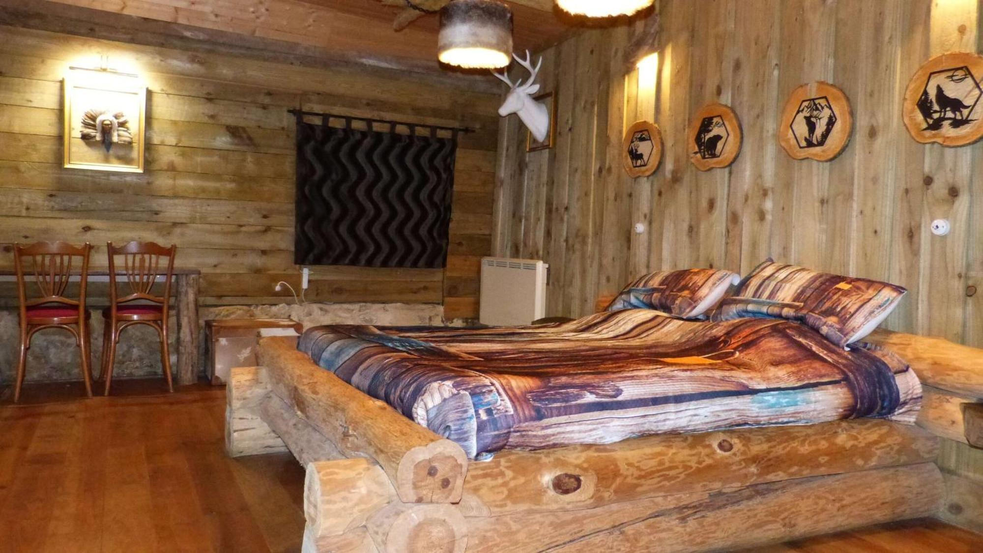 La Valise A Cheval Bed and Breakfast Mezieres-sur-Ponthouin Δωμάτιο φωτογραφία