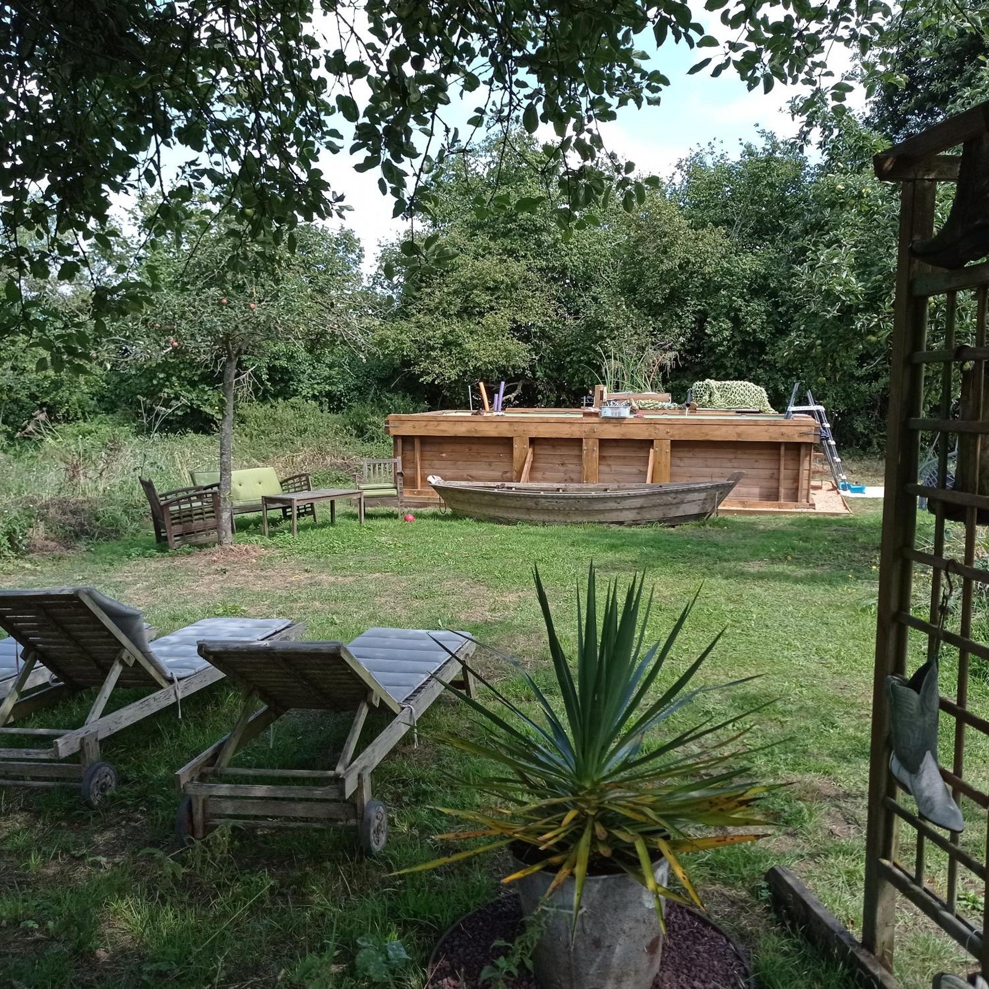 La Valise A Cheval Bed and Breakfast Mezieres-sur-Ponthouin Εξωτερικό φωτογραφία